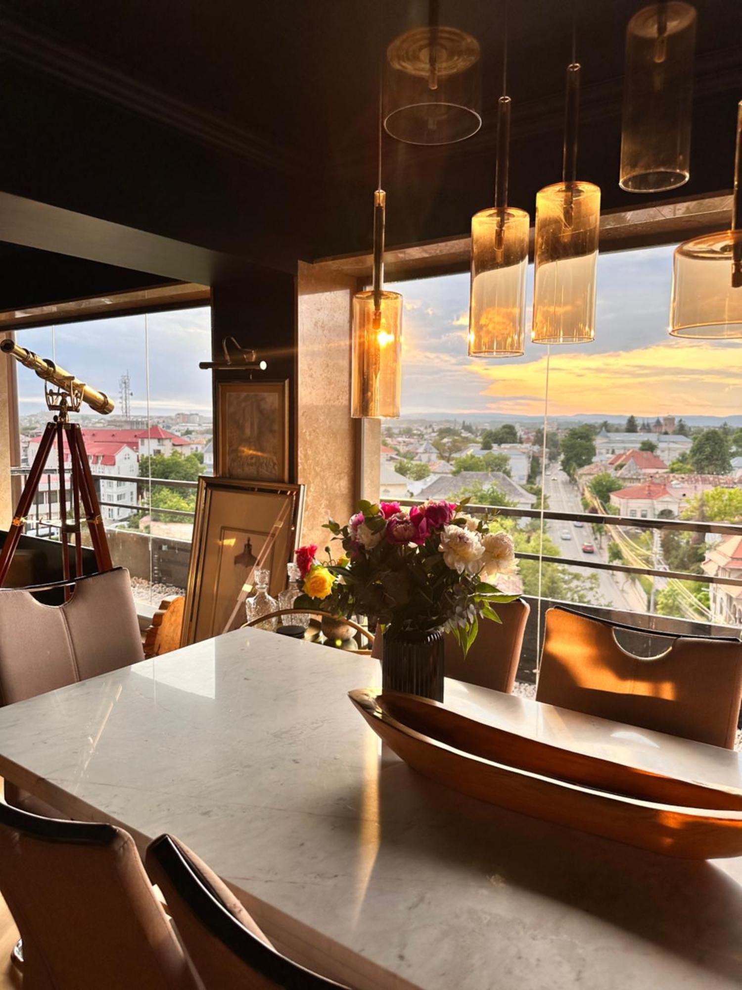 Noir Penthouse Apartment Targoviste Ngoại thất bức ảnh
