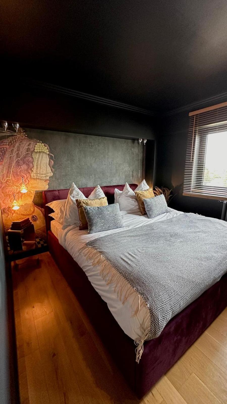 Noir Penthouse Apartment Targoviste Ngoại thất bức ảnh